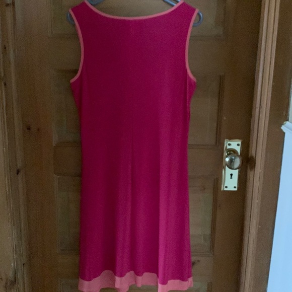 Coral pink dress - Picture 2 of 3